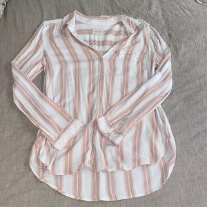 American Eagle button up